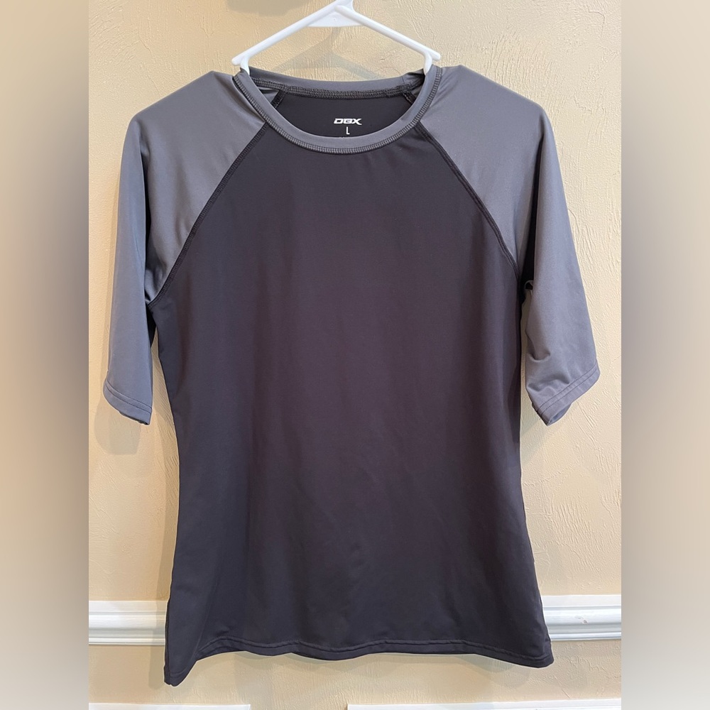 DBX rashguard